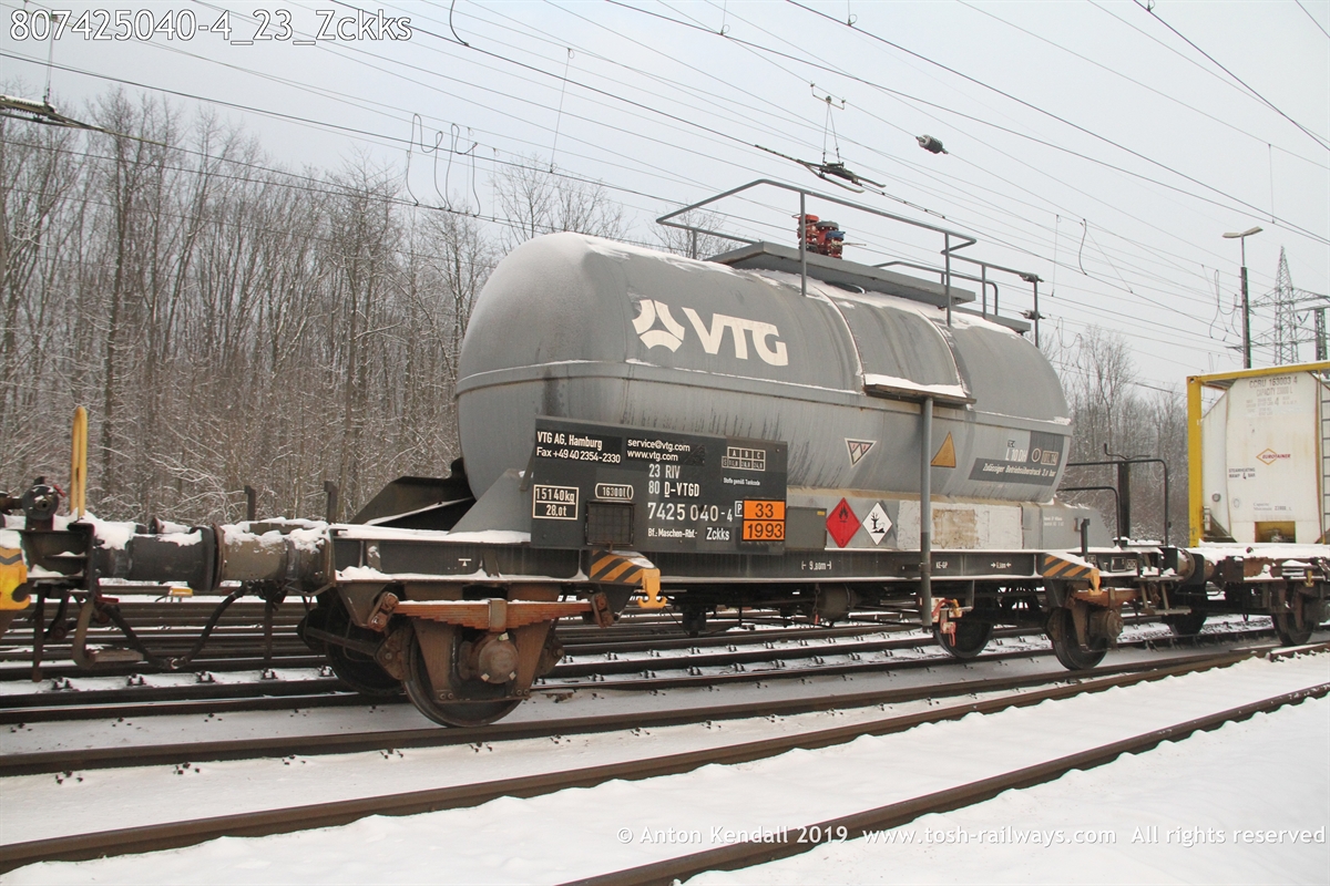 807425040-4_23_Zckks.JPG